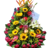 Ramo Media Luna con Rosas y Girasoles