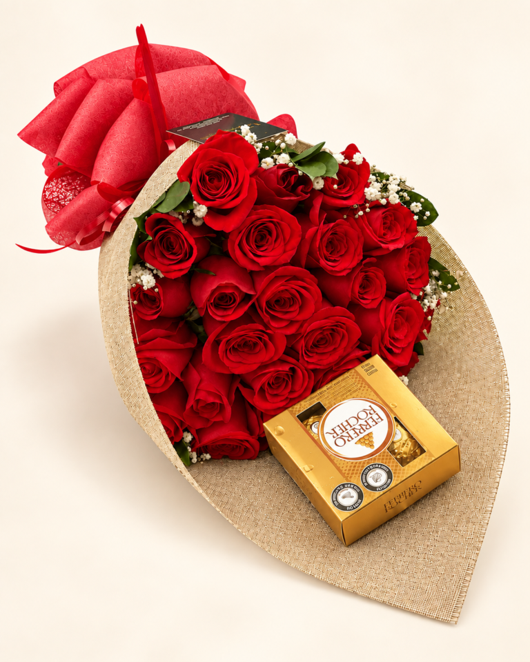 Bouquet de 24 rosas rojas con follaje y chocolates Ferrero Rocher