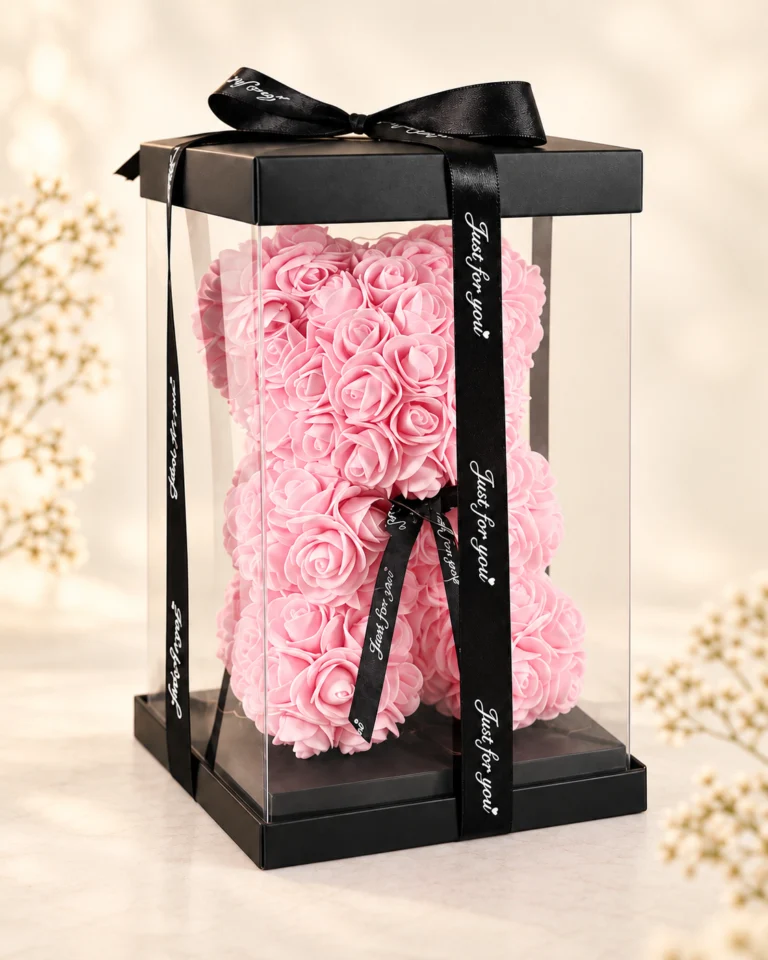 Oso teddy de rosas rosadas en caja transparente con cinta negra
